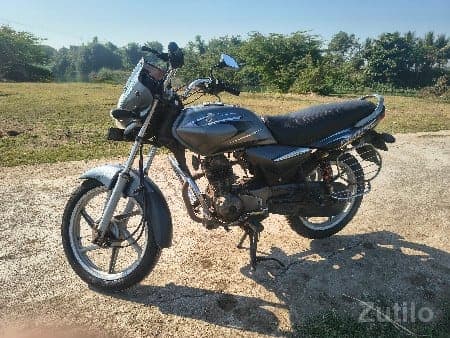 પ્લેટિના ગાડી વેચવાની છે.