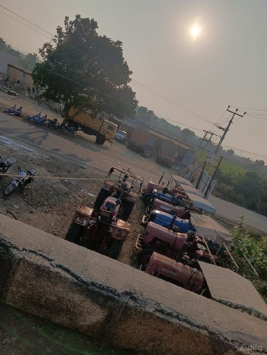 તેક્તર વેચવાના છે