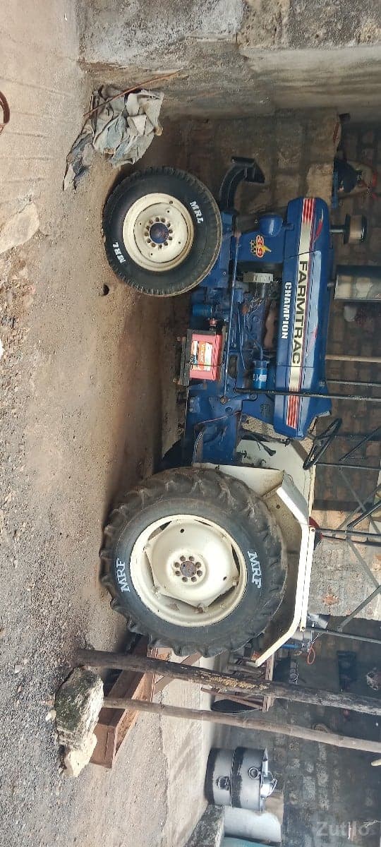 formertrack 39hp trailer 4 will Kis formertrack 39hp trailer 4 will Kis