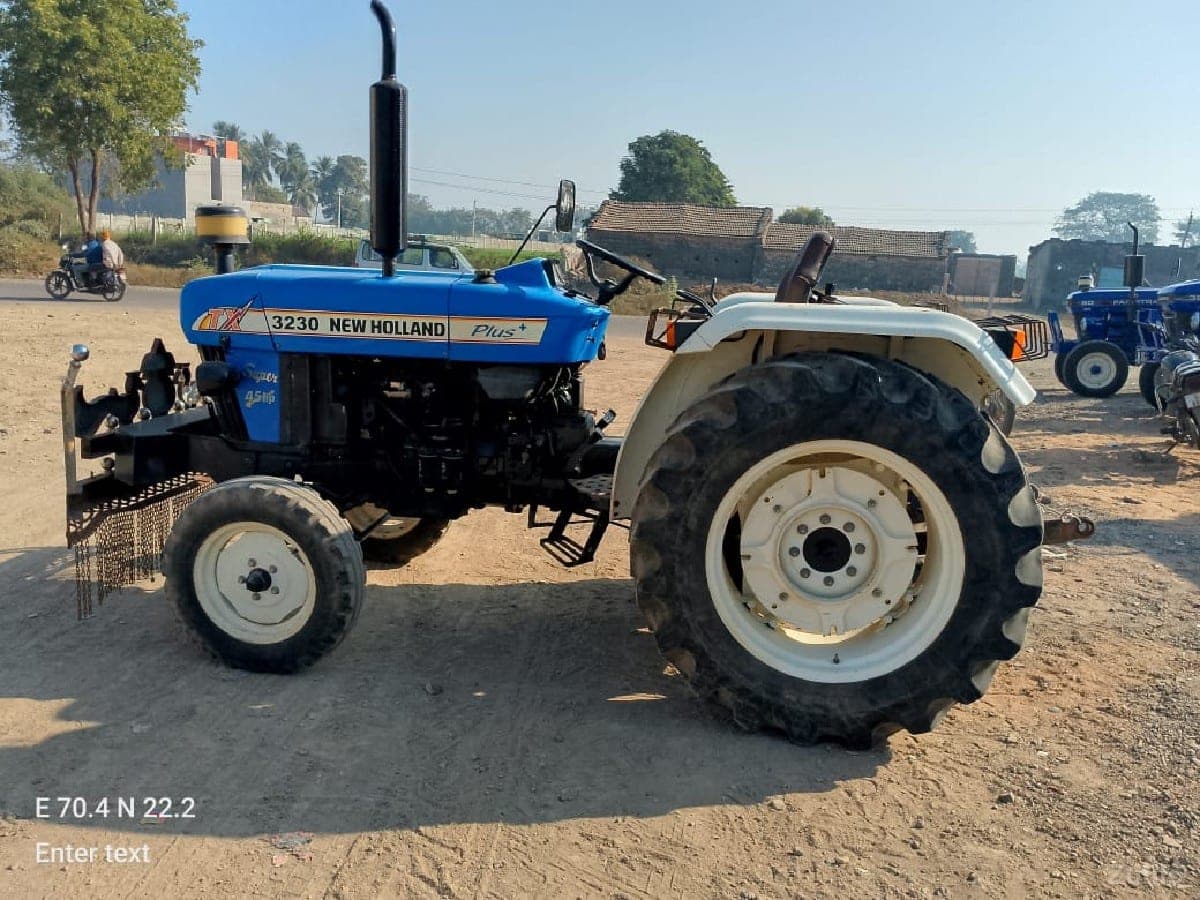 નેયુ હોલેન્ડ 3230 TX