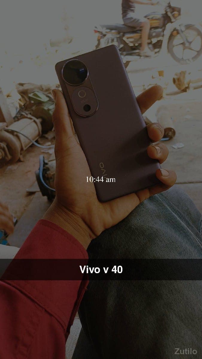 vivo v40 વેચવા નો છે