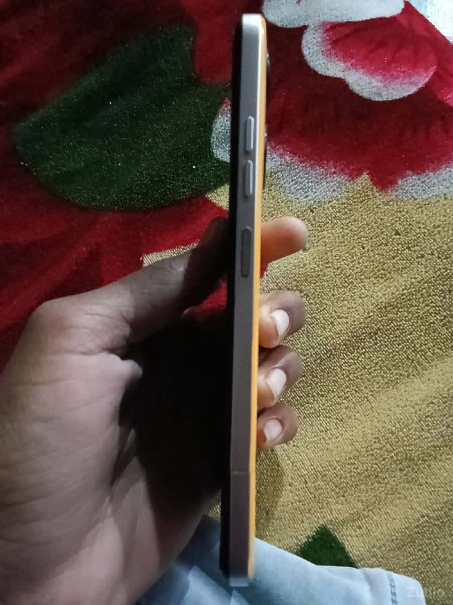 મોબાઈલ વેચવાનો છે મોબાઈલ વેચવાનો છે