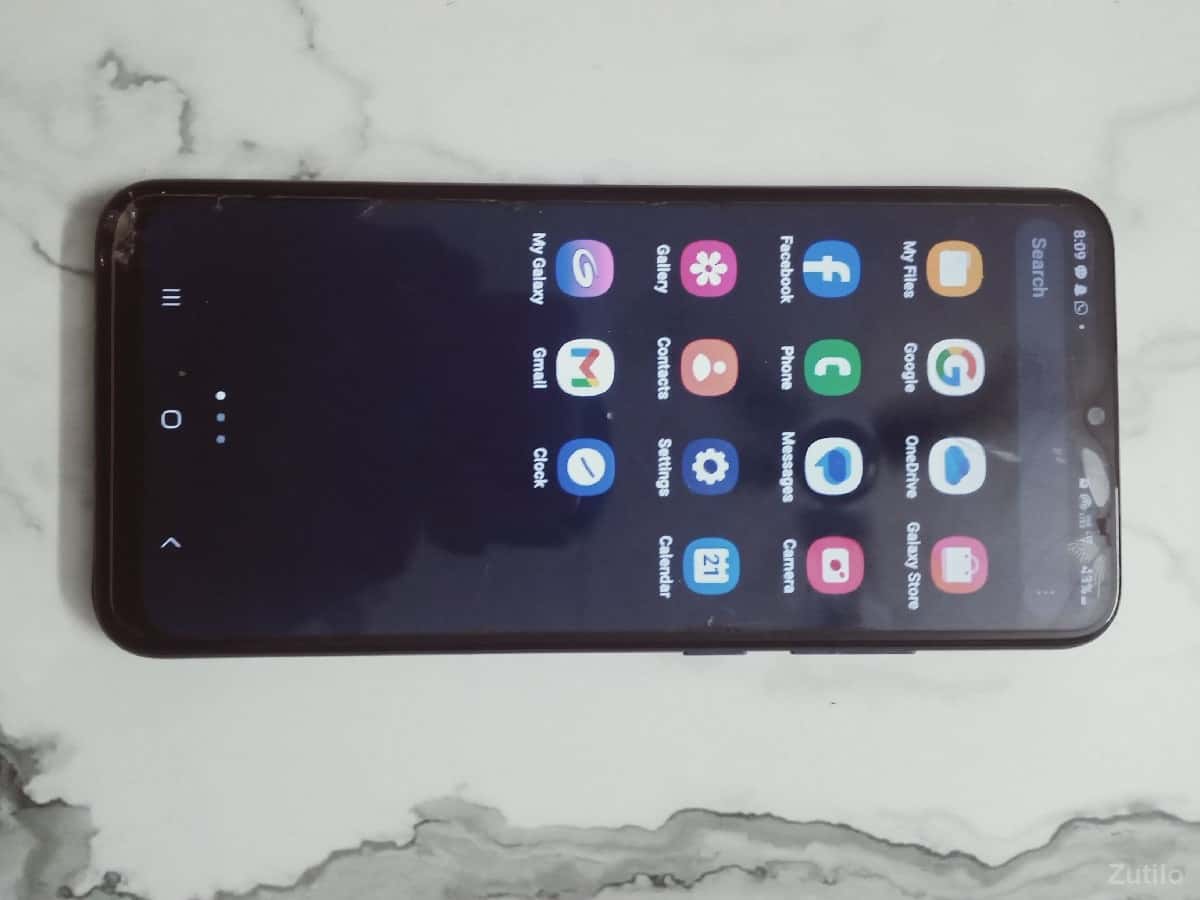 મોબાઈલ વેચવાનો છે મોબાઈલ વેચવાનો છે