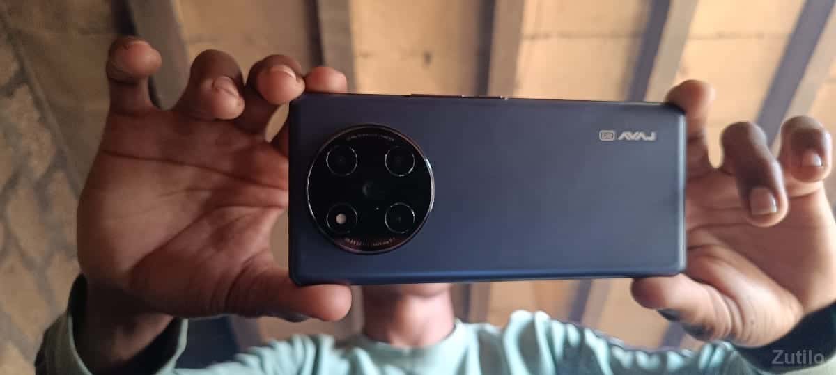 મોબાઈલ વેચવાનો છે મોબાઈલ વેચવાનો છે