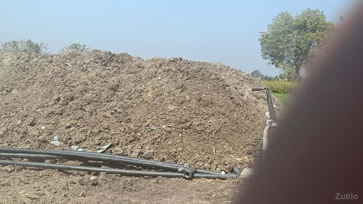 ખાતર વેચવાનો છે ખાતર વેચવાનો છે