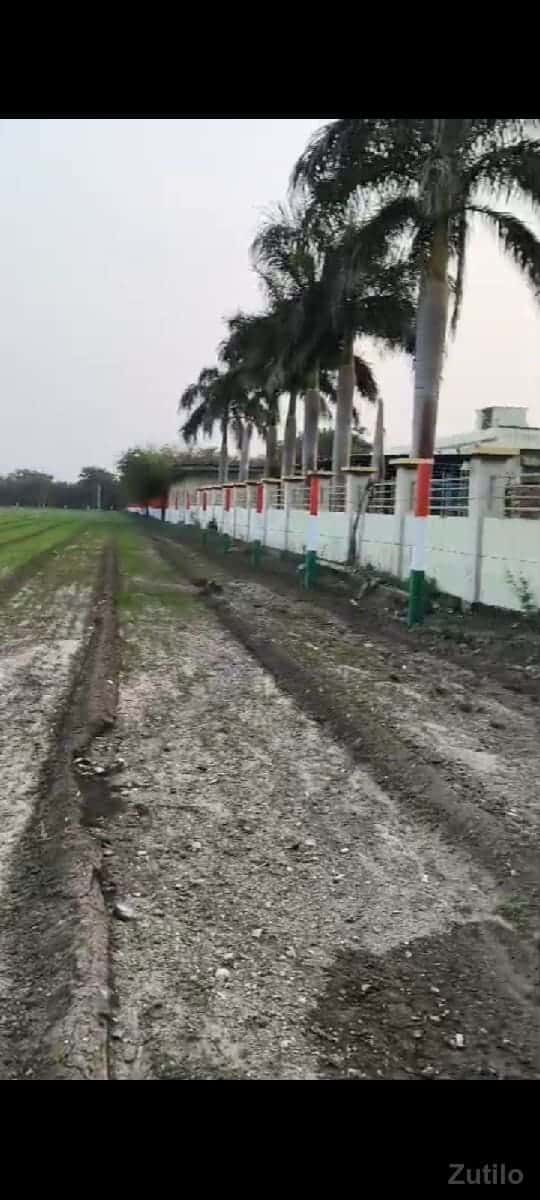 આ જમીન વેચવાની છે આ જમીન વેચવાની છે