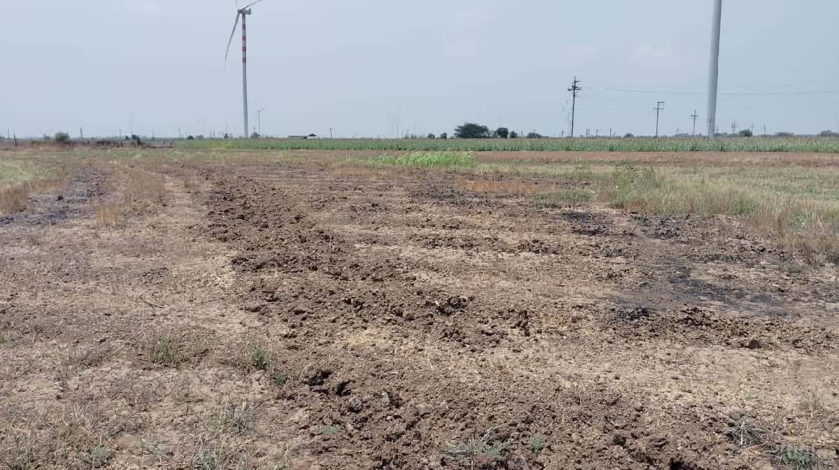 jameen Vechva ni che jameen Vechva ni che