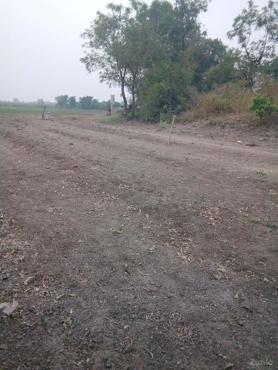 જમીન લેવા માટે મળો જમીન લેવા માટે મળો