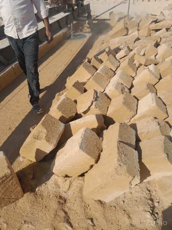 આબાનો બગીચો થાય જમીન વેચવાનીછેપ આબાનો બગીચો થાય જમીન વેચવાનીછેપ