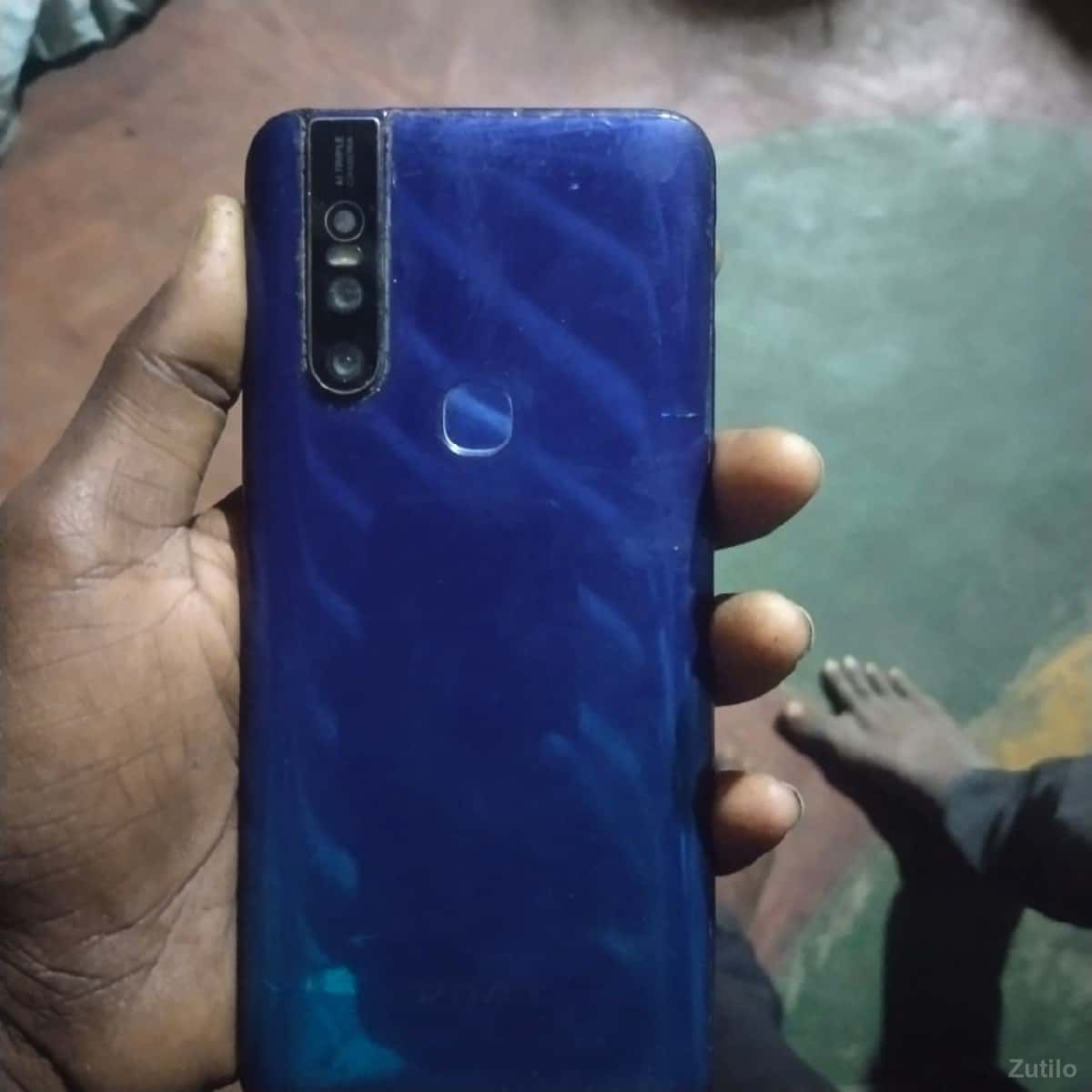 મોબાઈલ વેચવાનો છે મોબાઈલ વેચવાનો છે