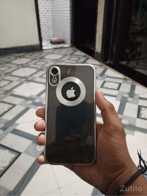 I phone xr ce vasvano ce Bhav ma thodu maan rese I phone xr ce vasvano ce Bhav ma thodu maan rese