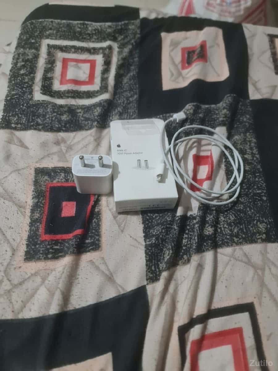 iphone charger iphone charger