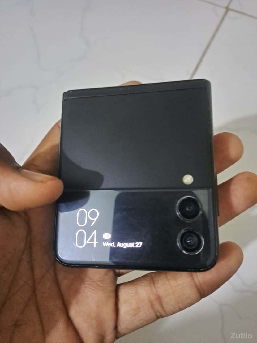 flip 3 good condition 128gb flip 3 good condition 128gb