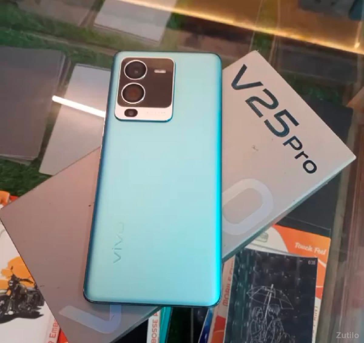 vivo v 25 pro - Mobile Phones - Una - Image 1