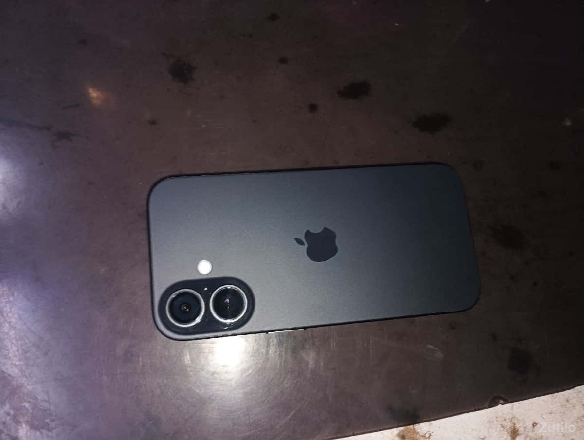 I phone 16 (black, 128Gb) I phone 16 (black, 128Gb)