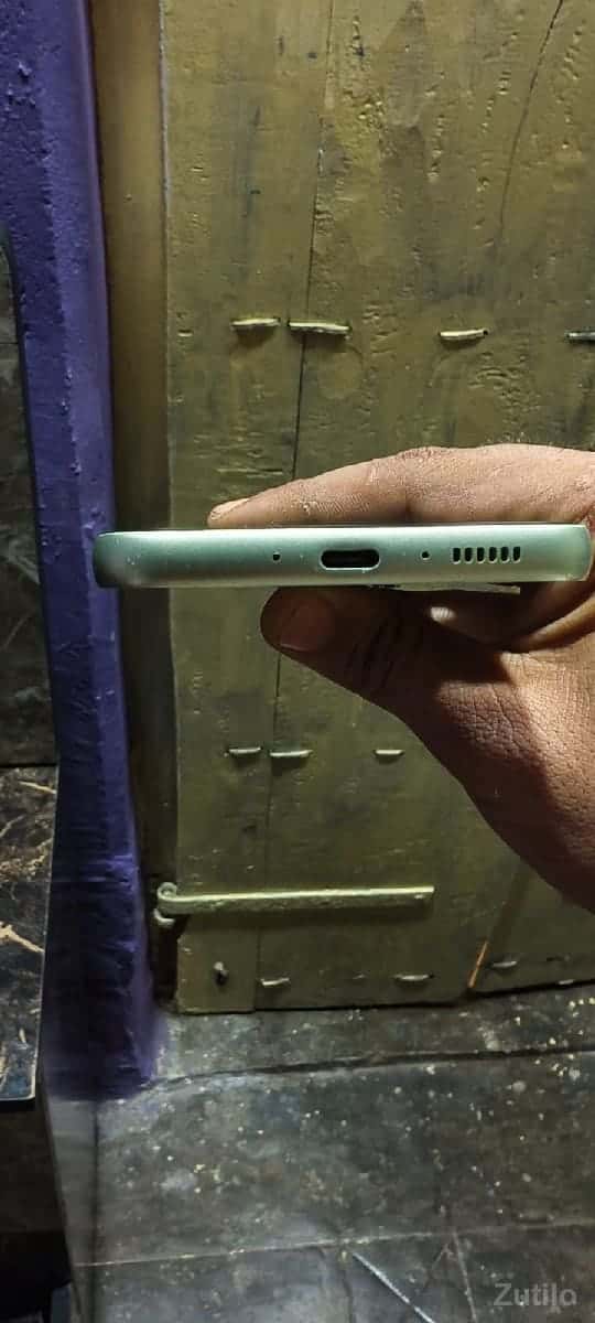 વેચવાનો છે. વેચવાનો છે.