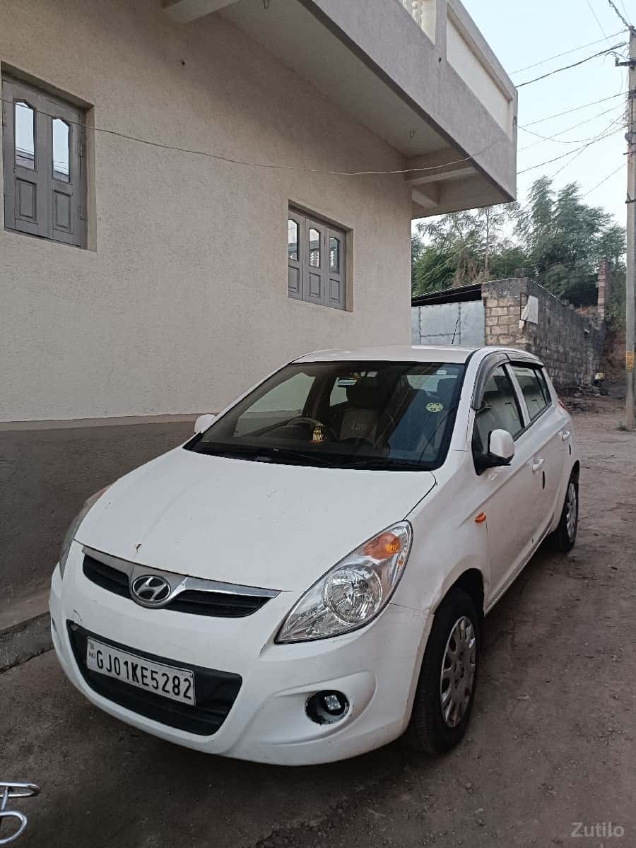 I ૨૦ car વેચવાની છે I ૨૦ car વેચવાની છે