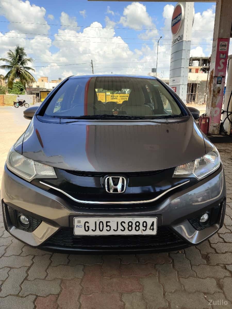 Honda jazz v top modal petrol with Honda jazz v top modal petrol with