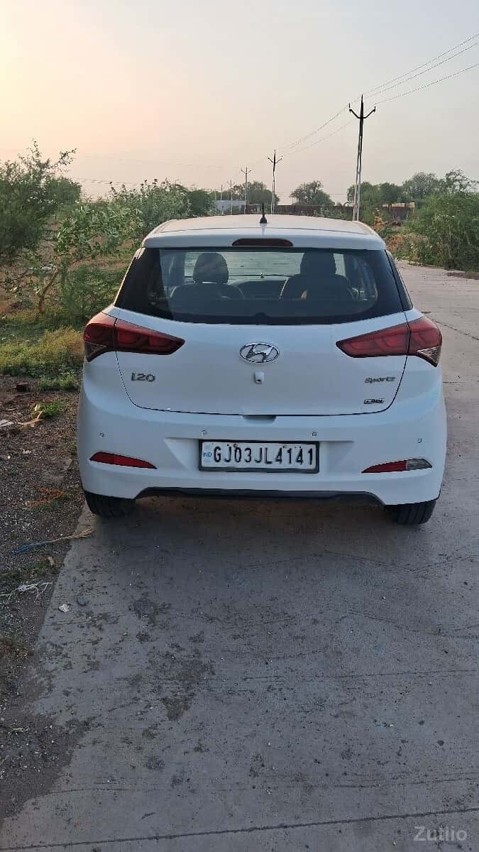 i 20 Elait i 20 Elait