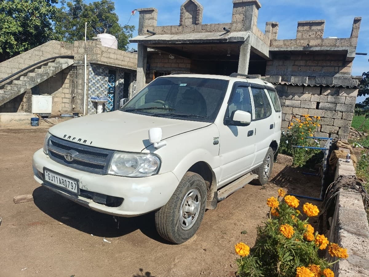 ગાડી વેચવાની છે