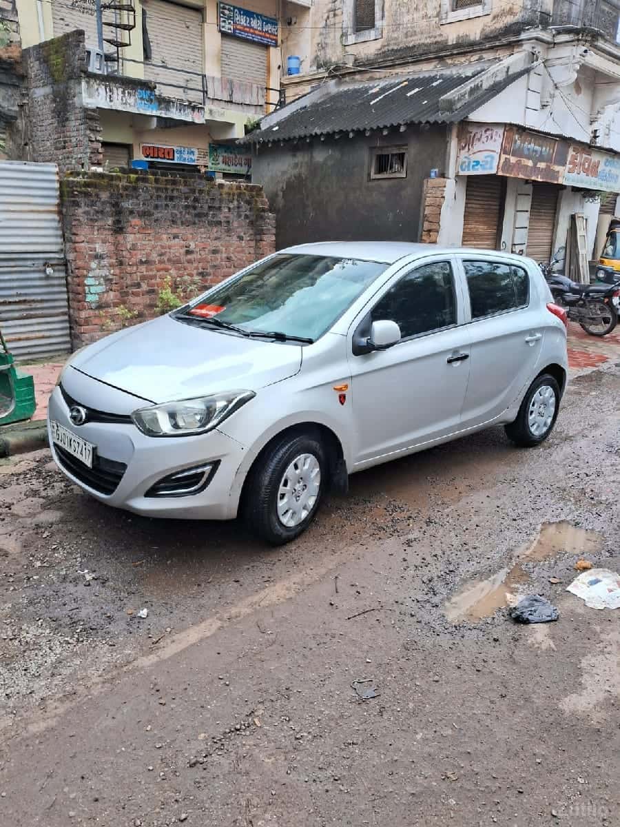 i20 modal 2013 2,25,000 i20 modal 2013 2,25,000