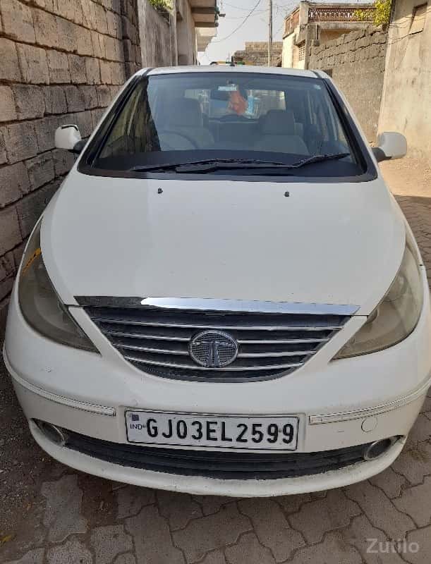 ફોર વ્હીલ વેચવા ની છે ફોર વ્હીલ વેચવા ની છે