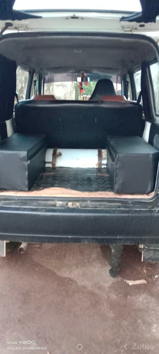 eeco na sofa vechvana che