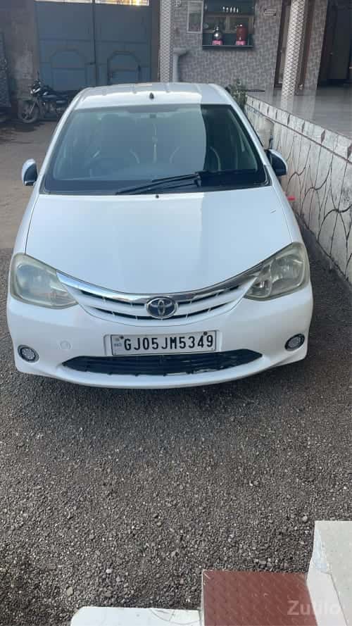Etios toyota Etios toyota