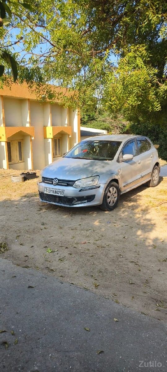 વેચવાની છે