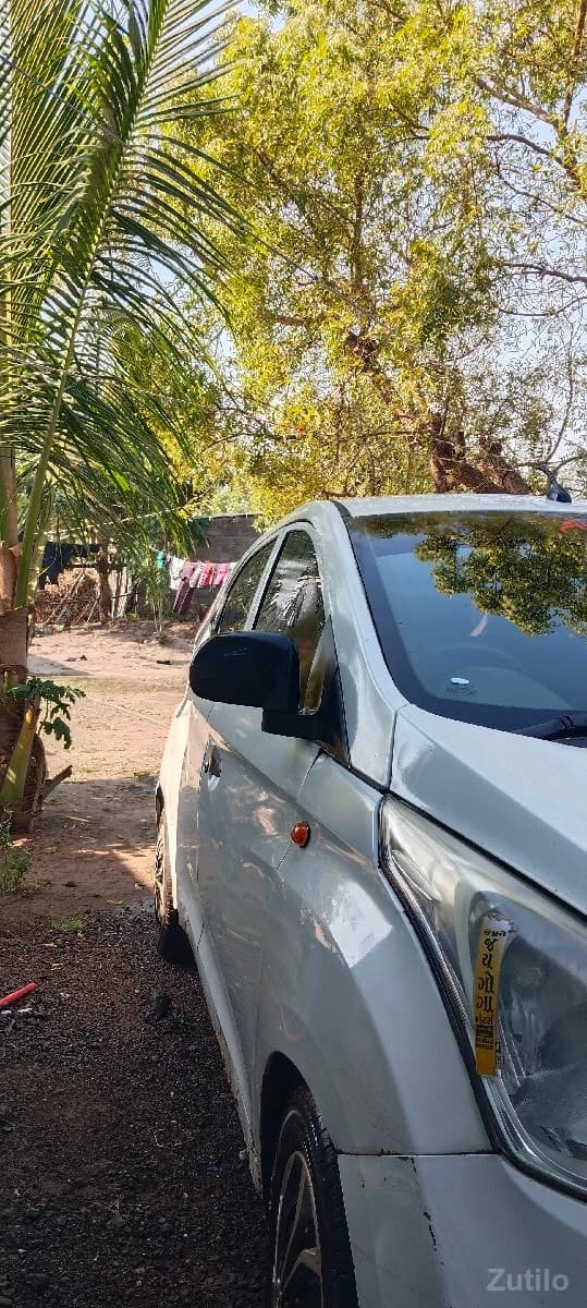 વેચવાની છે