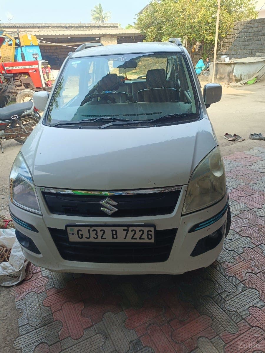 વેચવાની છે