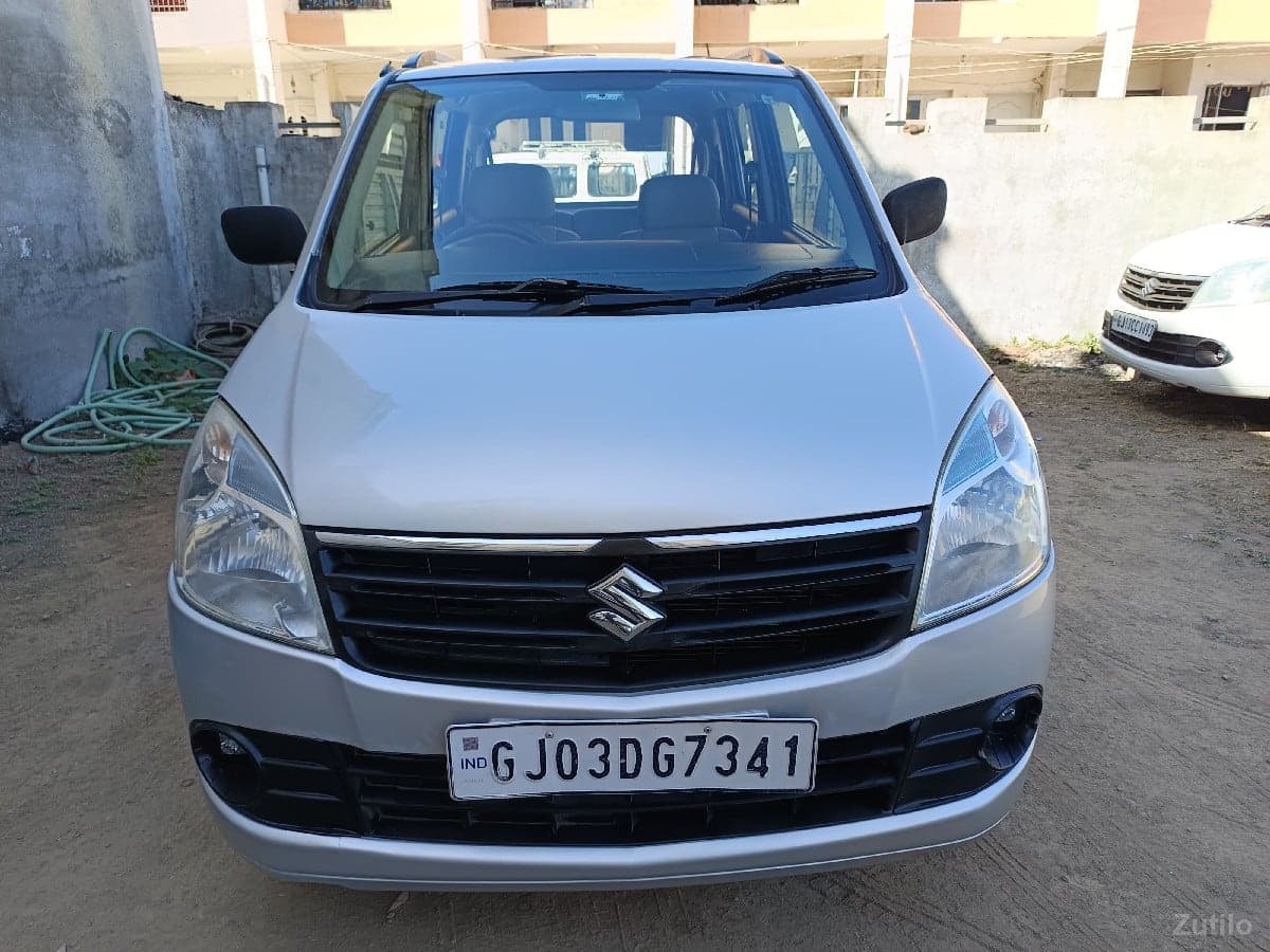 વેગેનાર ગાડી વેચવાની છે