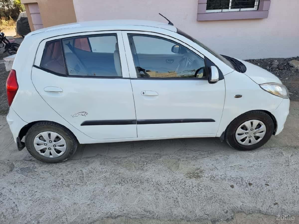 car vechvani chhe. car vechvani chhe.