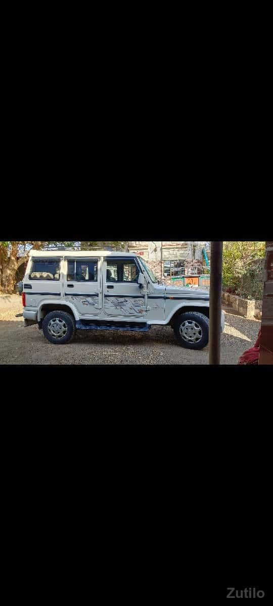 બોલેરો વેચવાનો છે બોલેરો વેચવાનો છે