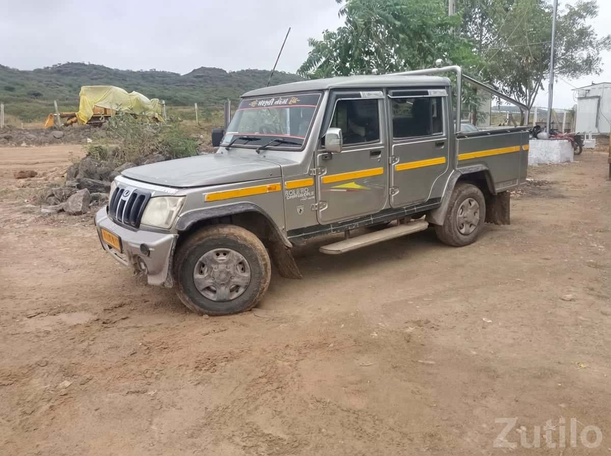 Mahindra Bolero Camper Grey Pickup Mahindra Bolero Camper Grey Pickup