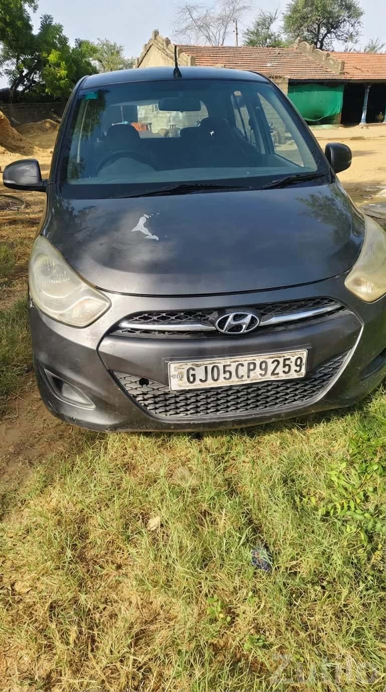 Hyundai i10 Kappa 2011 Grey Hatchback Hyundai i10 Kappa 2011 Grey Hatchback