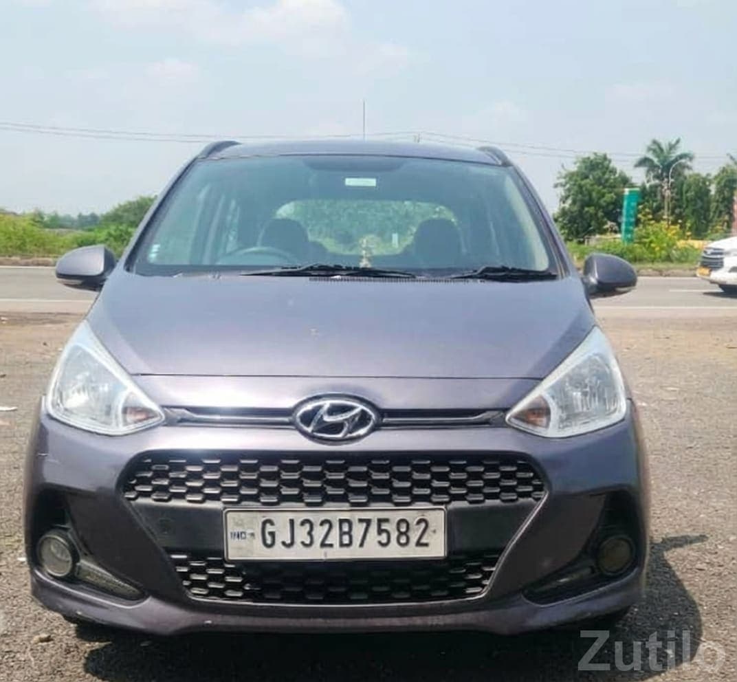 Hyundai i10 Sportz 1.2 Grey Hatchback