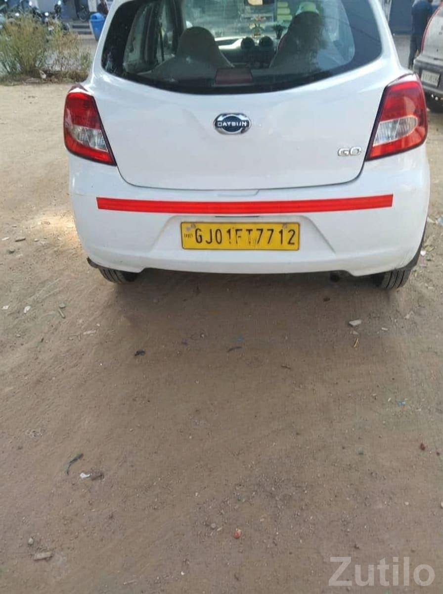 Datsun Go CNG White Hatchback Car