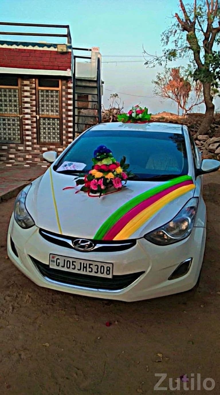 Hyundai Elantra White Wedding Car