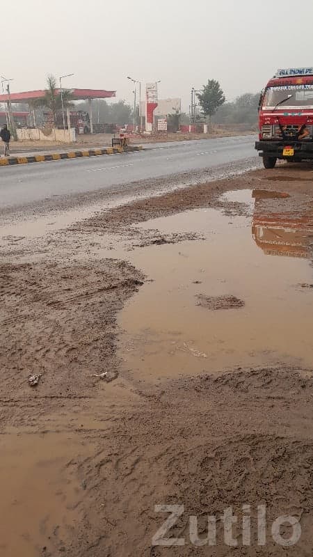 Roadside Farmland Plot in Talala - Land & Plots - Talala - Image 1