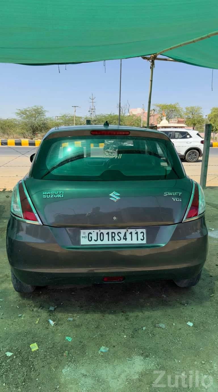 2016 Maruti Swift VDi Diesel Hatchback 2016 Maruti Swift VDi Diesel Hatchback