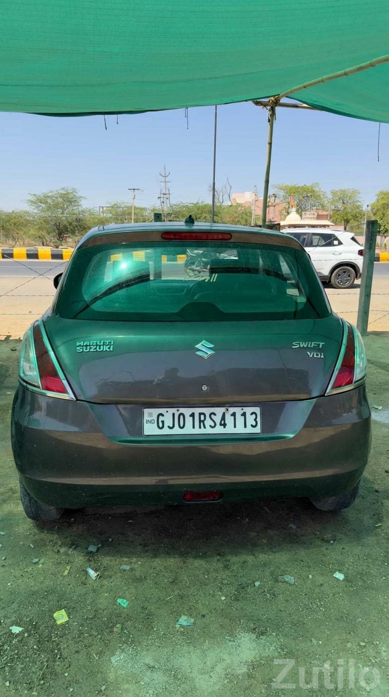 2016 Maruti Swift VDi Diesel Hatchback 2016 Maruti Swift VDi Diesel Hatchback