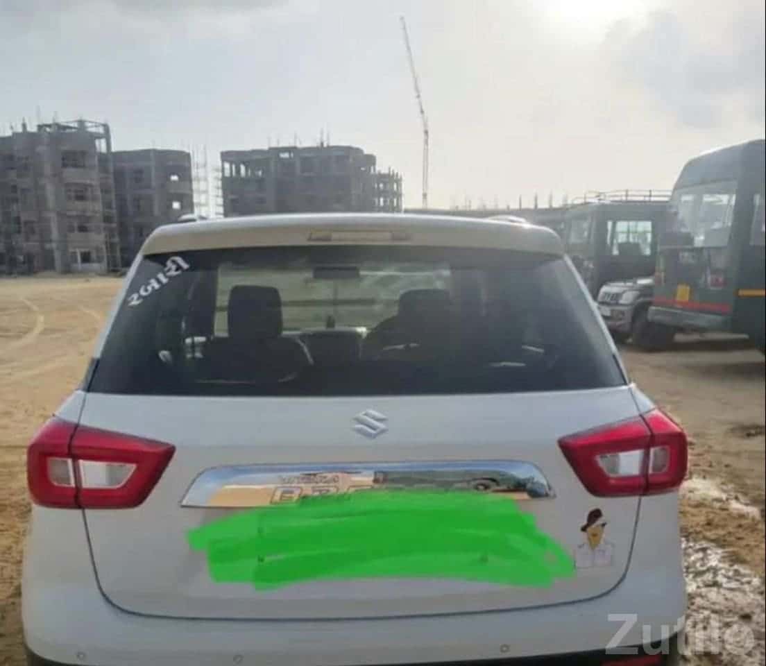 2020 Maruti Suzuki Brezza VXI – White 2020 Maruti Suzuki Brezza VXI – White