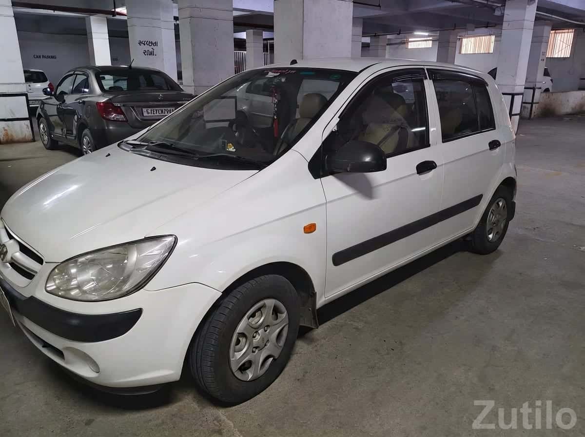 White Hyundai Getz – Reliable Hatchback Car White Hyundai Getz – Reliable Hatchback Car