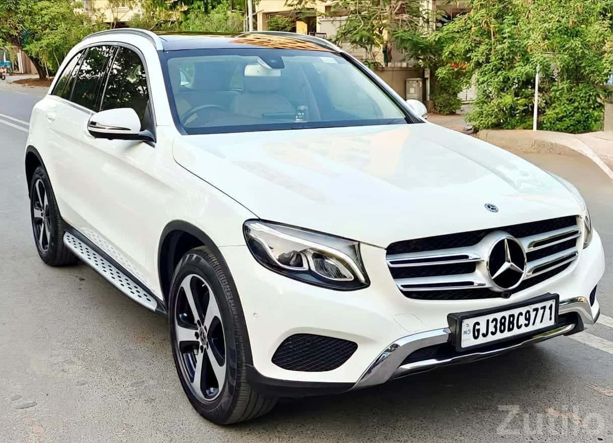 2020 Mercedes GLC 220d 4MATIC White SUV 2020 Mercedes GLC 220d 4MATIC White SUV