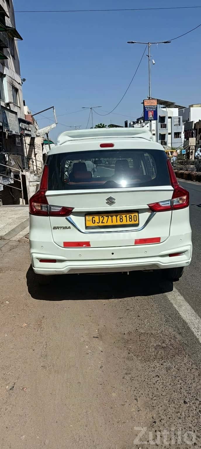 Maruti Ertiga VXI White MPV Maruti Ertiga VXI White MPV