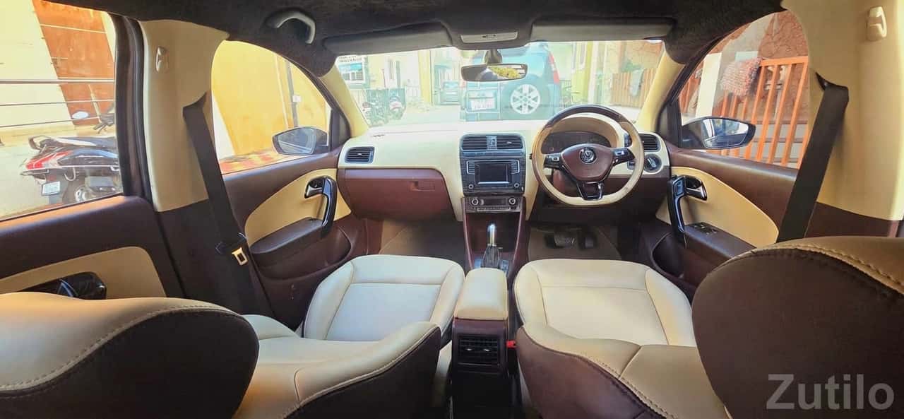 2016 Diesel Auto Car with Premium Cabin 2016 Diesel Auto Car with Premium Cabin