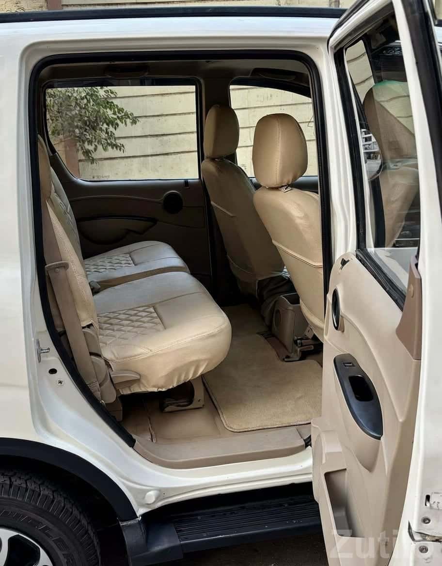 Mahindra Xylo Diesel 7-Seater Beige Interior Mahindra Xylo Diesel 7-Seater Beige Interior