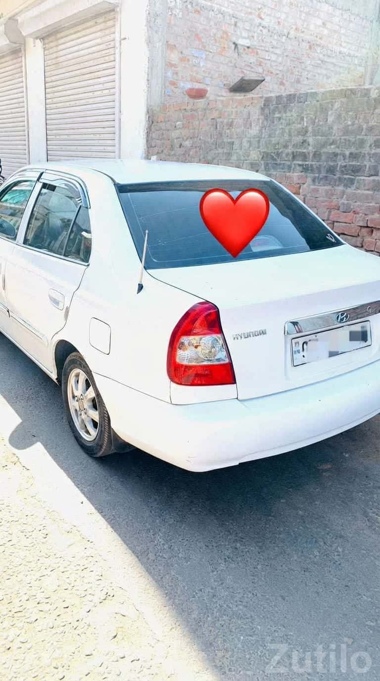 White Hyundai Accent Sedan for Sale White Hyundai Accent Sedan for Sale