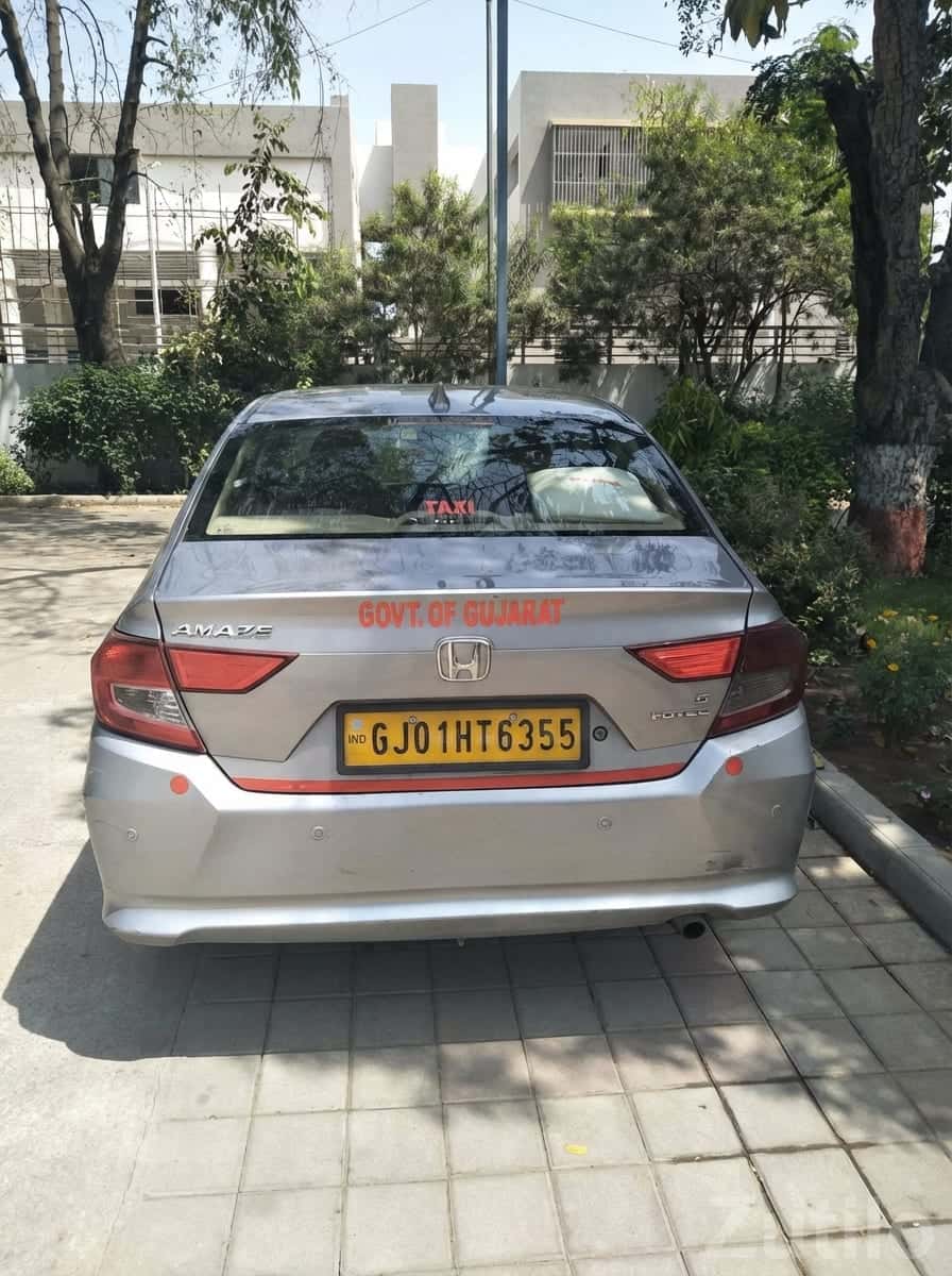 2019 Honda Amaze Silver Sedan - Taxi Ready 2019 Honda Amaze Silver Sedan - Taxi Ready